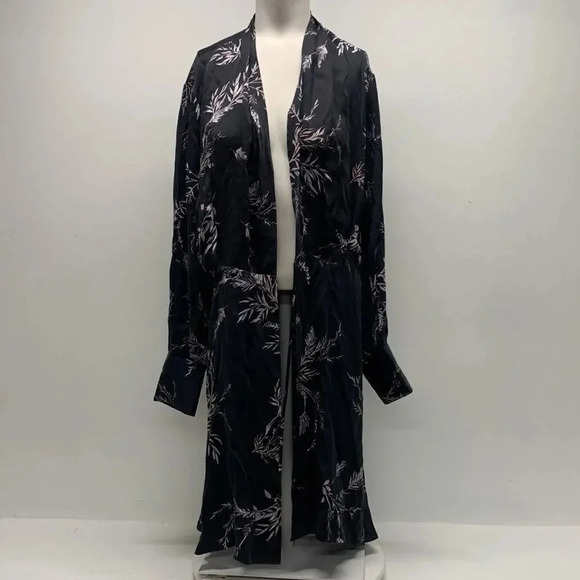 Equipment Femme Fanetta Wrap Mini Dress Silk Black Floral NWT New Size 10 - Picture 4 of 16